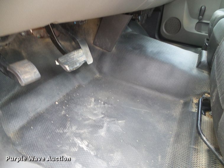 image for item DD0480 2011 Chevrolet 2500HD  utility bed pickup truck