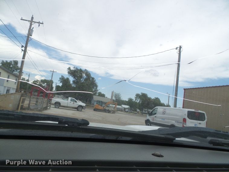 image for item DD0480 2011 Chevrolet 2500HD  utility bed pickup truck