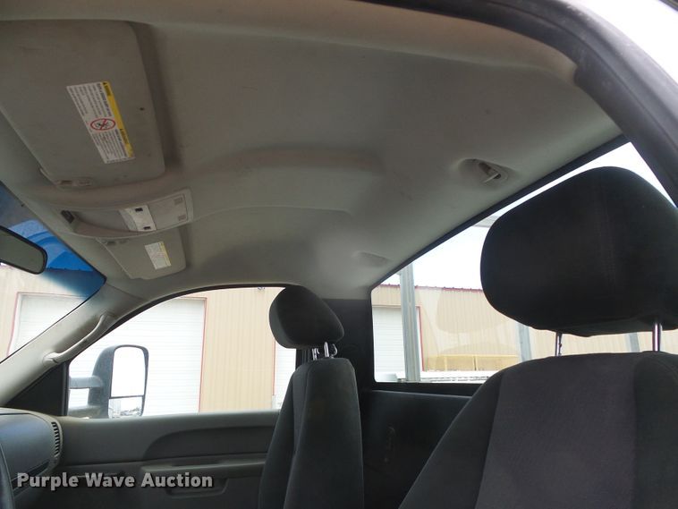 image for item DD0480 2011 Chevrolet 2500HD  utility bed pickup truck