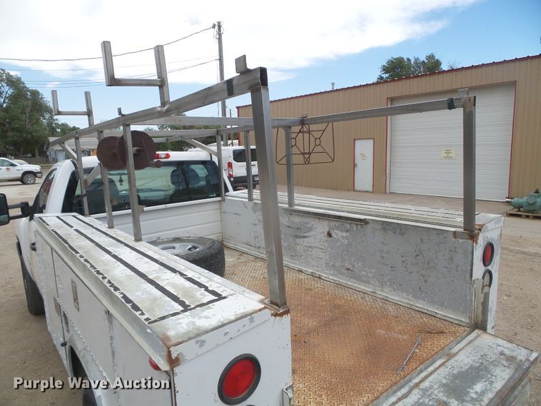 image for item DD0480 2011 Chevrolet 2500HD  utility bed pickup truck