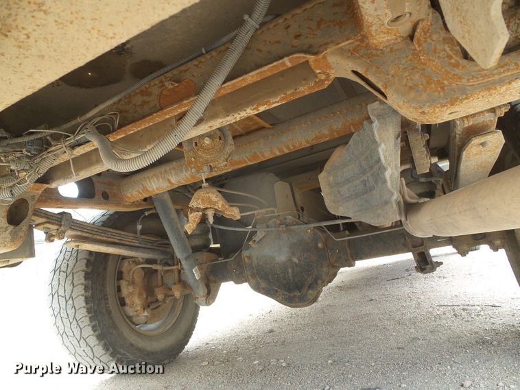 image for item DD0480 2011 Chevrolet 2500HD  utility bed pickup truck