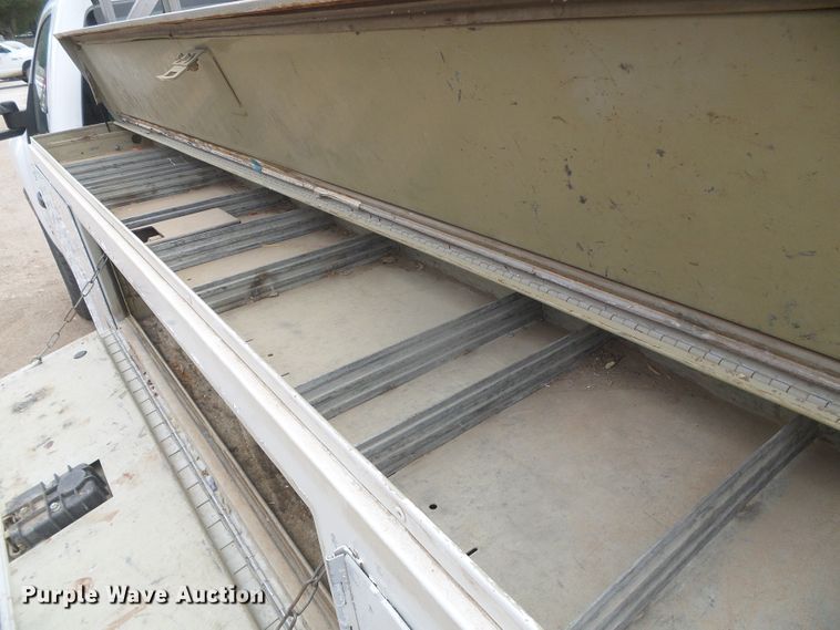 image for item DD0480 2011 Chevrolet 2500HD  utility bed pickup truck