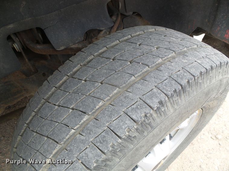 image for item DD0480 2011 Chevrolet 2500HD  utility bed pickup truck