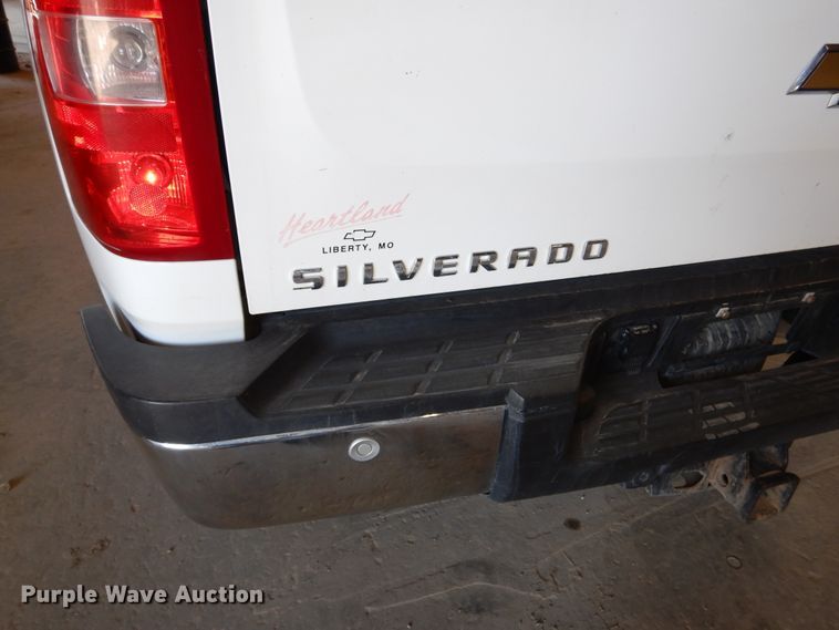 image for item DD2543 2011 Chevrolet Silverado 2500HD  Crew Cab pickup truck