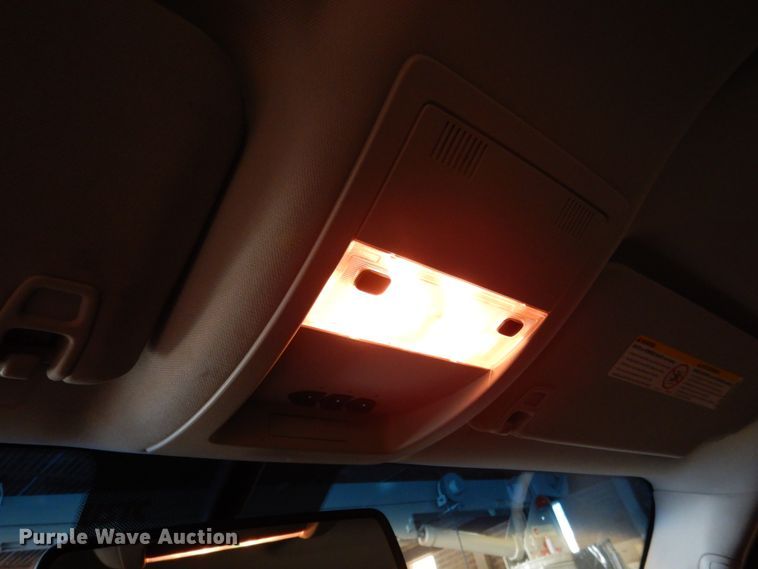 image for item DD2543 2011 Chevrolet Silverado 2500HD  Crew Cab pickup truck