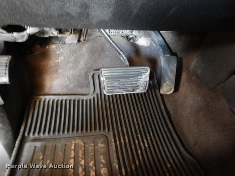 image for item DD2543 2011 Chevrolet Silverado 2500HD  Crew Cab pickup truck