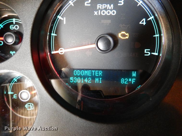 image for item DD2543 2011 Chevrolet Silverado 2500HD  Crew Cab pickup truck