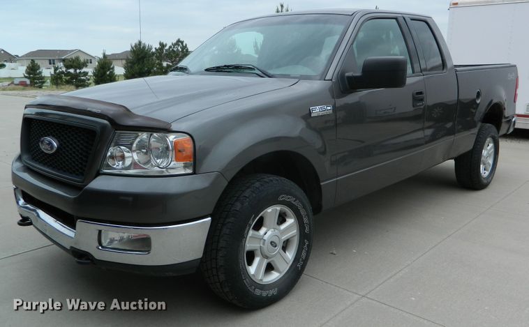 image for item DE4459 2004 Ford F150  SuperCab pickup truck
