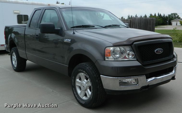 image for item DE4459 2004 Ford F150  SuperCab pickup truck