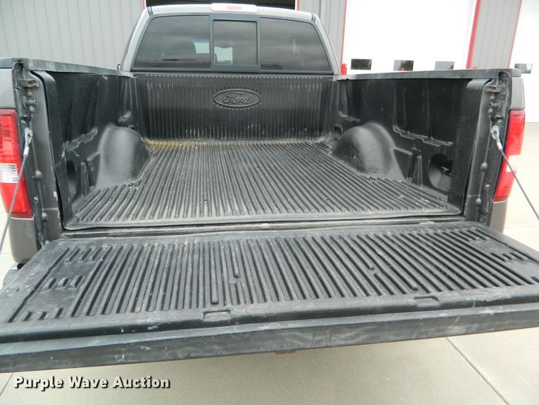 image for item DE4459 2004 Ford F150  SuperCab pickup truck