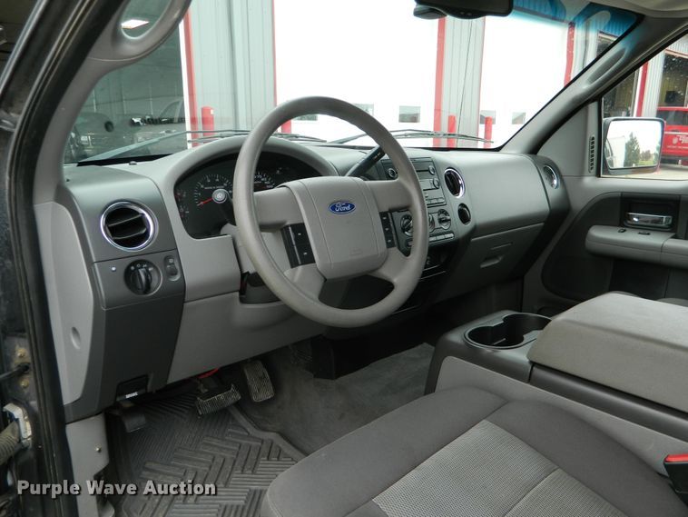 image for item DE4459 2004 Ford F150  SuperCab pickup truck