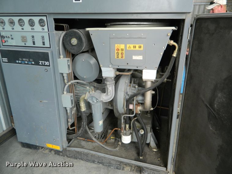 image for item DE4460 Atlas Copco ZT30 air compressor