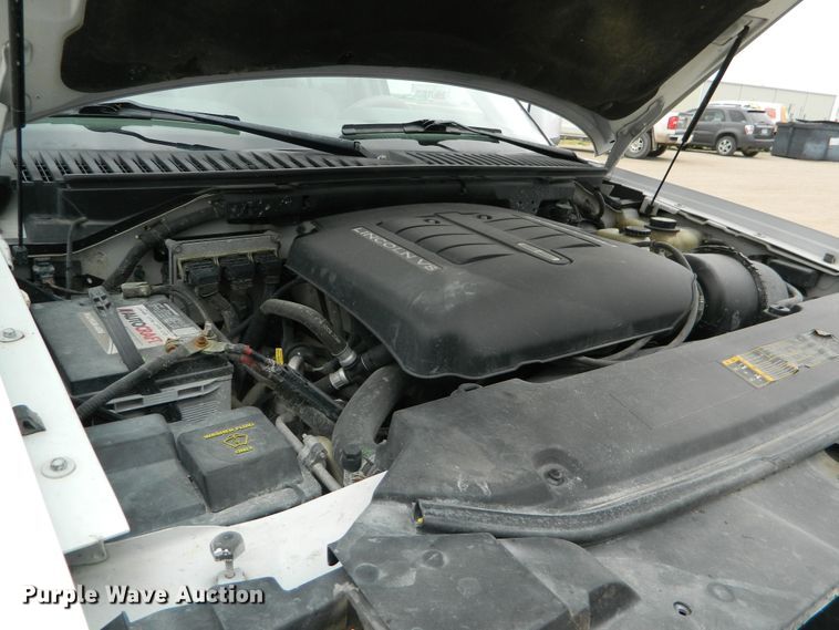 image for item DE4463 2004 Lincoln Navigator  SUV