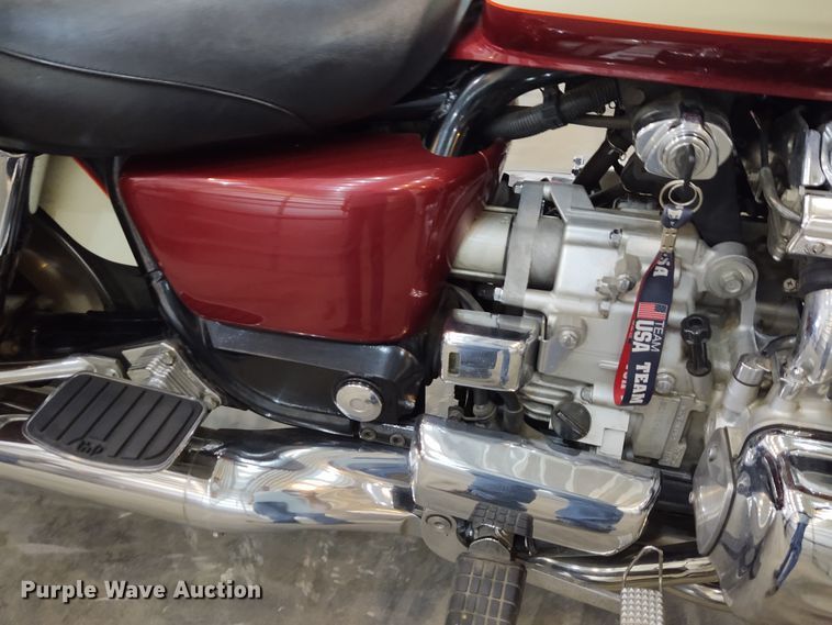 image for item DE6966 1998 Honda CTW Valkrie Tour GL1500 motorcycle
