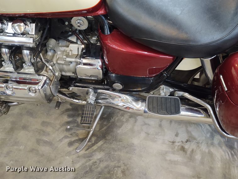 image for item DE6966 1998 Honda CTW Valkrie Tour GL1500 motorcycle