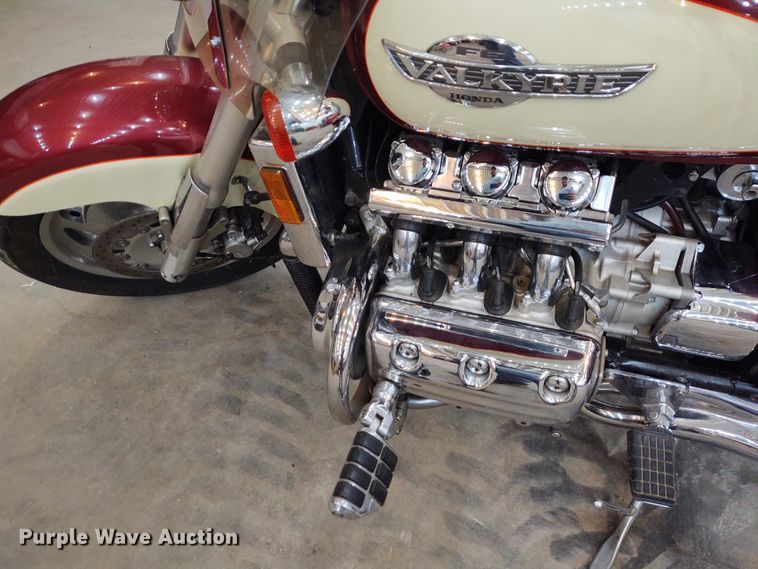 image for item DE6966 1998 Honda CTW Valkrie Tour GL1500 motorcycle