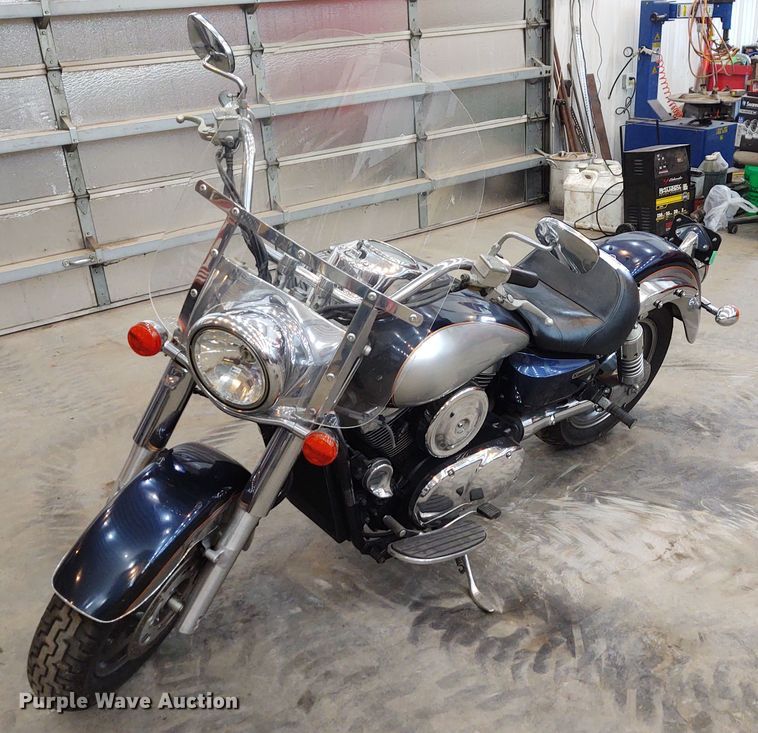 image for item DE6967 2006 Kawasaki VN1600 motorcycle