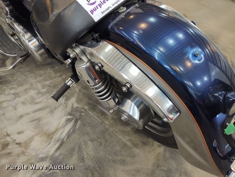 image for item DE6967 2006 Kawasaki VN1600 motorcycle