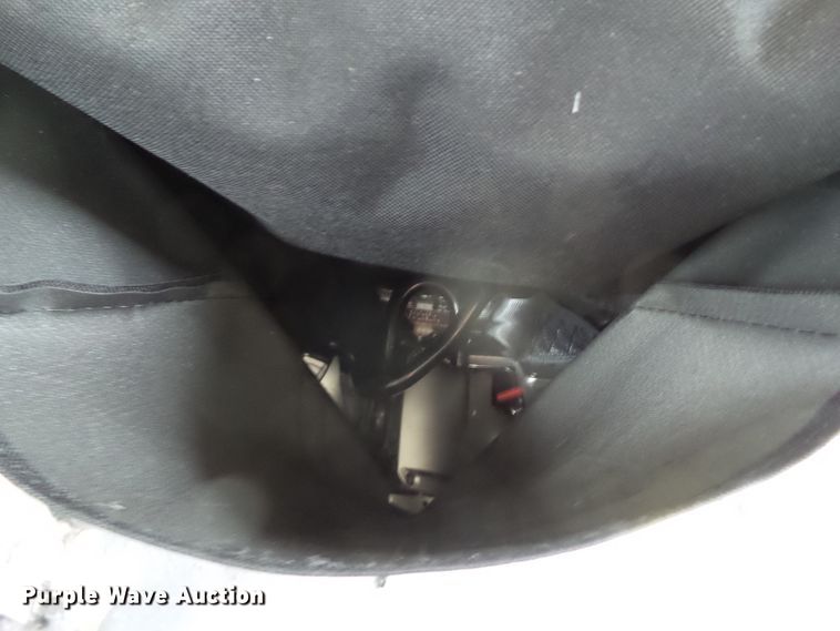 image for item DF0834 2019 Ford Econoline E450 shuttle bus