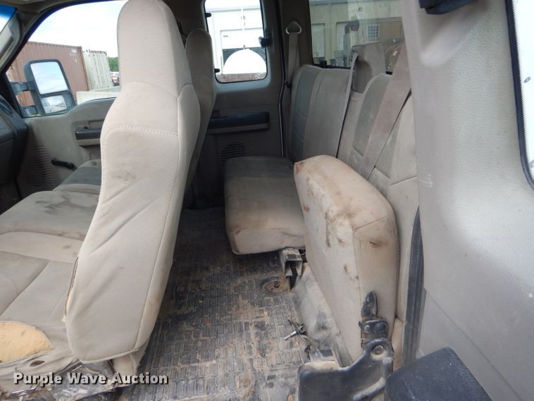 image for item DF3159 2008 Ford F350 Super Duty XL  SuperCab pickup truck