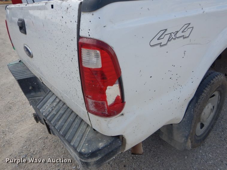 image for item DF3159 2008 Ford F350 Super Duty XL  SuperCab pickup truck