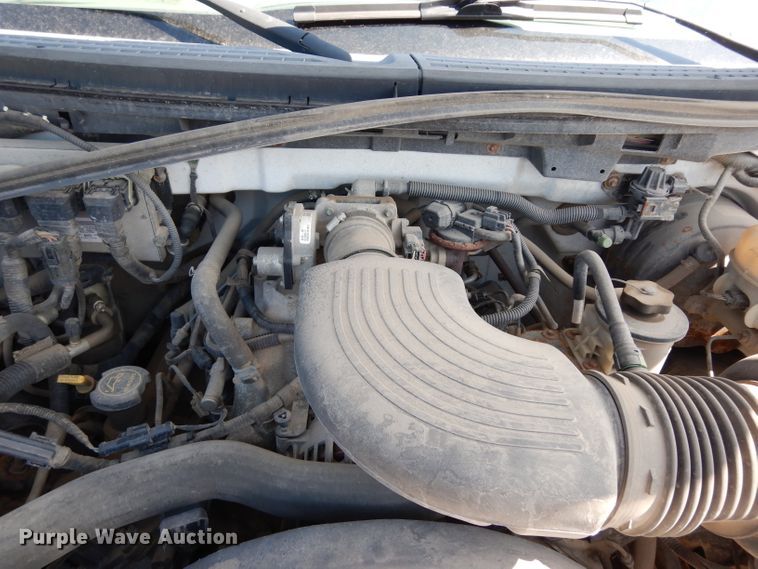 image for item DF4176 2005 Ford F150 XL  pickup truck