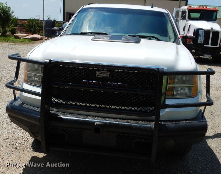 image for item DF4178 2011 GMC Sierra 2500HD  Crew Cab pickup truck