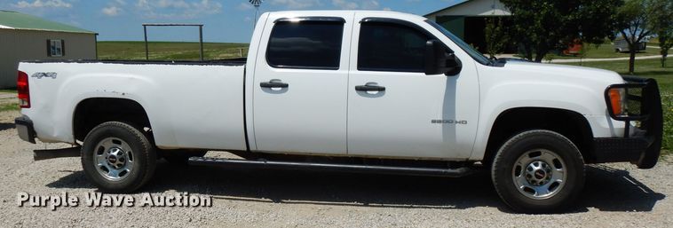 image for item DF4178 2011 GMC Sierra 2500HD  Crew Cab pickup truck