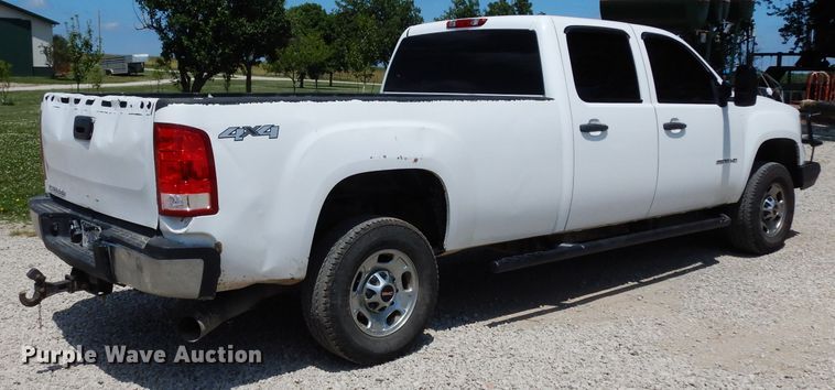 image for item DF4178 2011 GMC Sierra 2500HD  Crew Cab pickup truck
