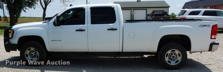 image for item DF4178 2011 GMC Sierra 2500HD  Crew Cab pickup truck