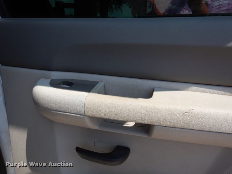 image for item DF4178 2011 GMC Sierra 2500HD  Crew Cab pickup truck