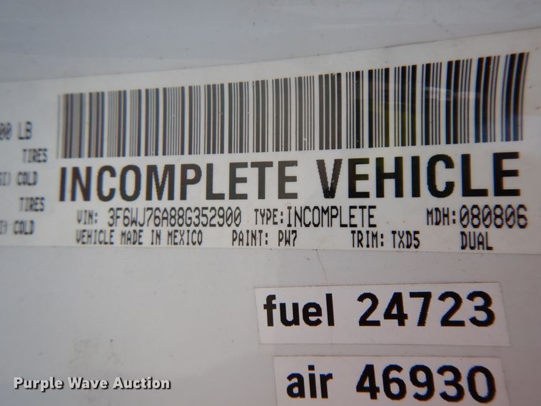 image for item DF5382 2008 Sterling Bullet  service truck