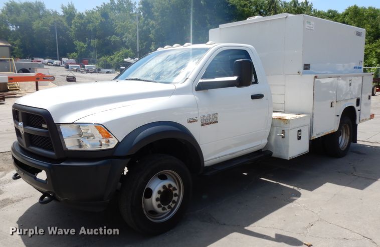 image for item DF5383 2015 Dodge Ram 5500  service truck
