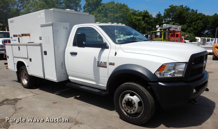 image for item DF5383 2015 Dodge Ram 5500  service truck
