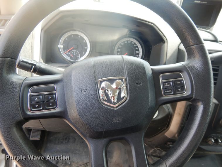 image for item DF5383 2015 Dodge Ram 5500  service truck