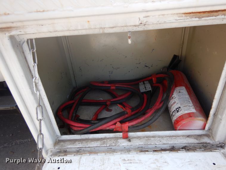 image for item DF5383 2015 Dodge Ram 5500  service truck