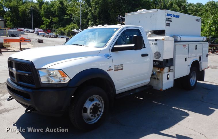 image for item DF5384 2014 Dodge Ram 5500  service truck with crane