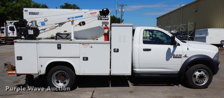 image for item DF5384 2014 Dodge Ram 5500  service truck with crane