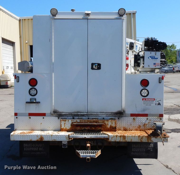 image for item DF5384 2014 Dodge Ram 5500  service truck with crane