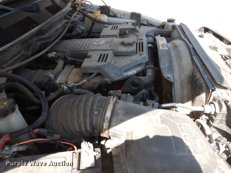 image for item DF5384 2014 Dodge Ram 5500  service truck with crane