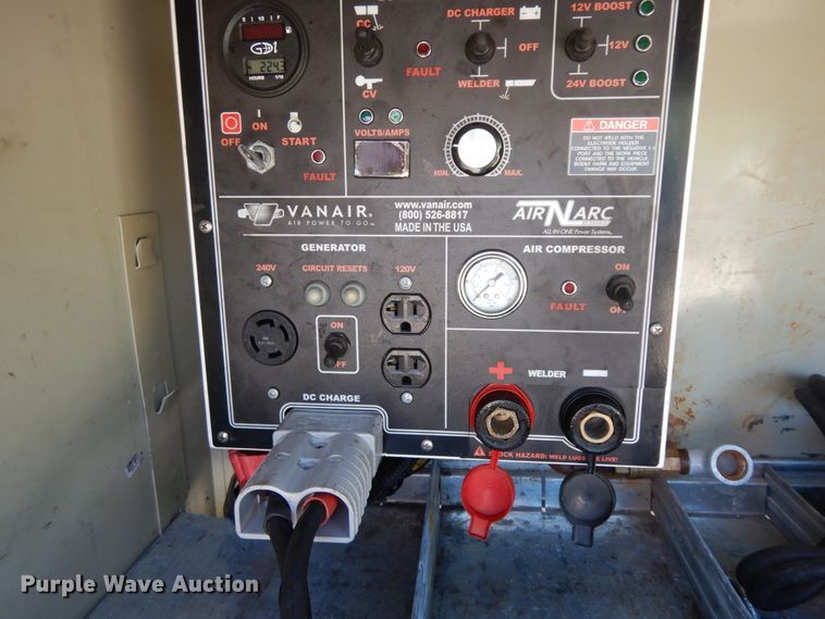 image for item DF5384 2014 Dodge Ram 5500  service truck with crane