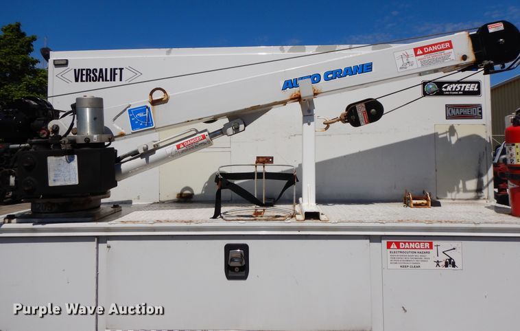 image for item DF5384 2014 Dodge Ram 5500  service truck with crane