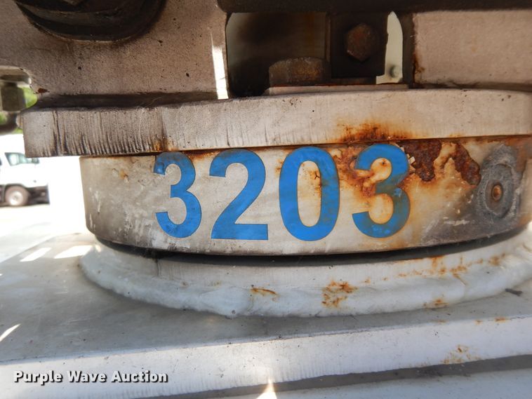 image for item DF5384 2014 Dodge Ram 5500  service truck with crane