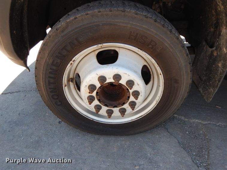 image for item DF5384 2014 Dodge Ram 5500  service truck with crane