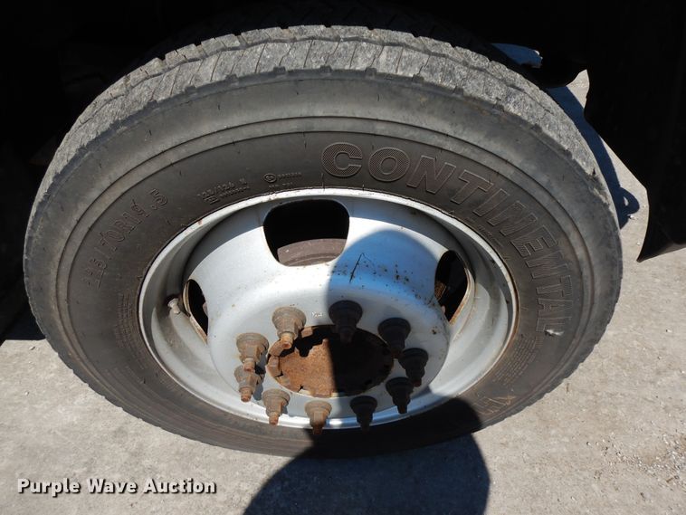 image for item DF5384 2014 Dodge Ram 5500  service truck with crane