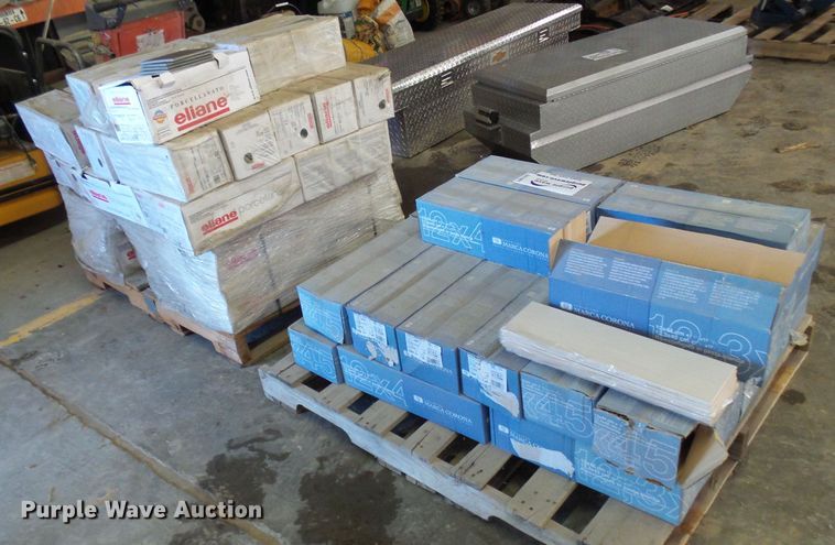 image for item DG1921 (2) pallets of tile