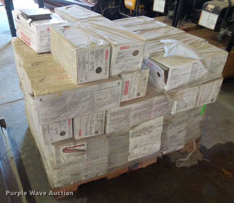 image for item DG1921 (2) pallets of tile