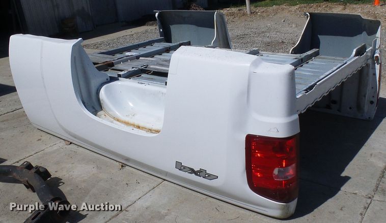 image for item DG1924 Chevrolet Silverado pickup truck bed
