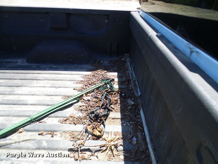 image for item DG1925 2017 Chevrolet Silverado 1500  Crew Cab pickup truck