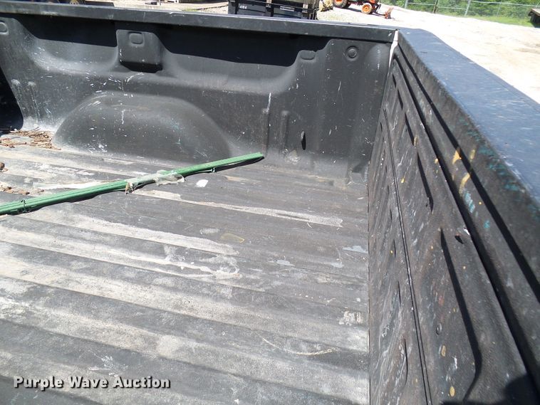 image for item DG1925 2017 Chevrolet Silverado 1500  Crew Cab pickup truck